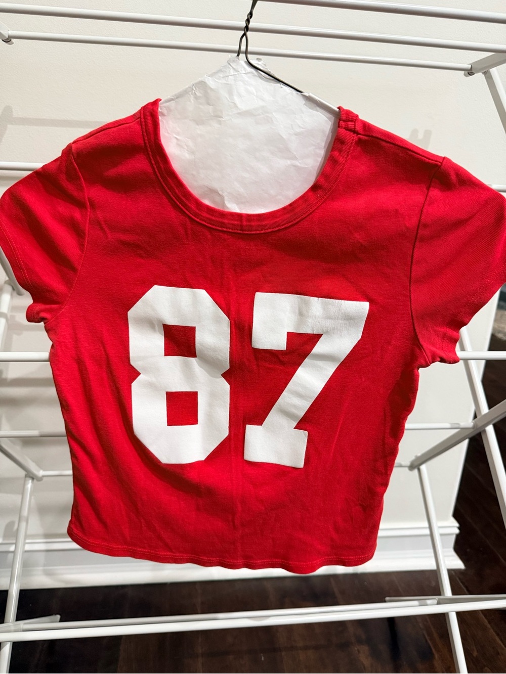 Altar’d State Red Women's Graphic Tee with White '87' Print - Size S